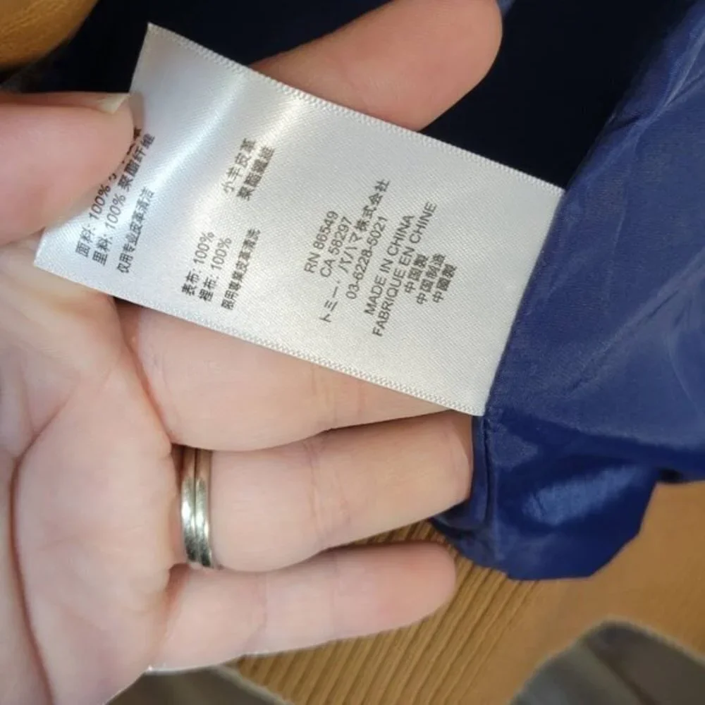 Tommy Bahama 100% genuine